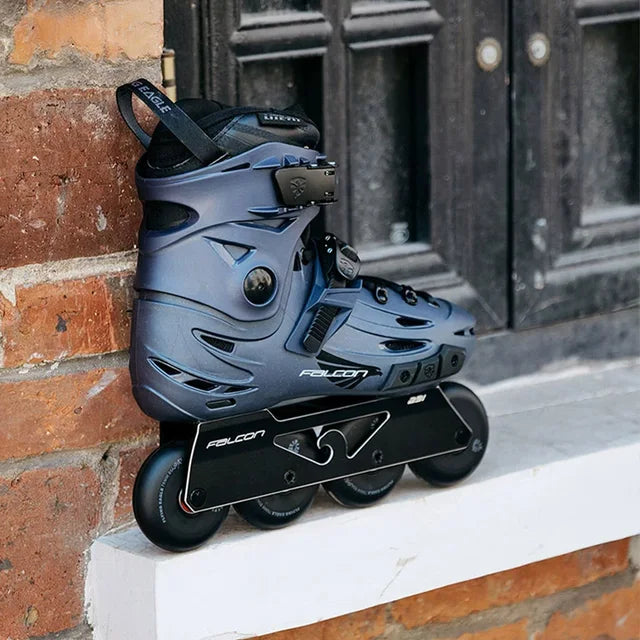 Flying Eagle F6S Falcon Pro 2 roller skates in Blue