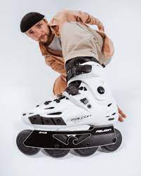 Flying Eagle F6S Falcon Pro 2 roller skates in White